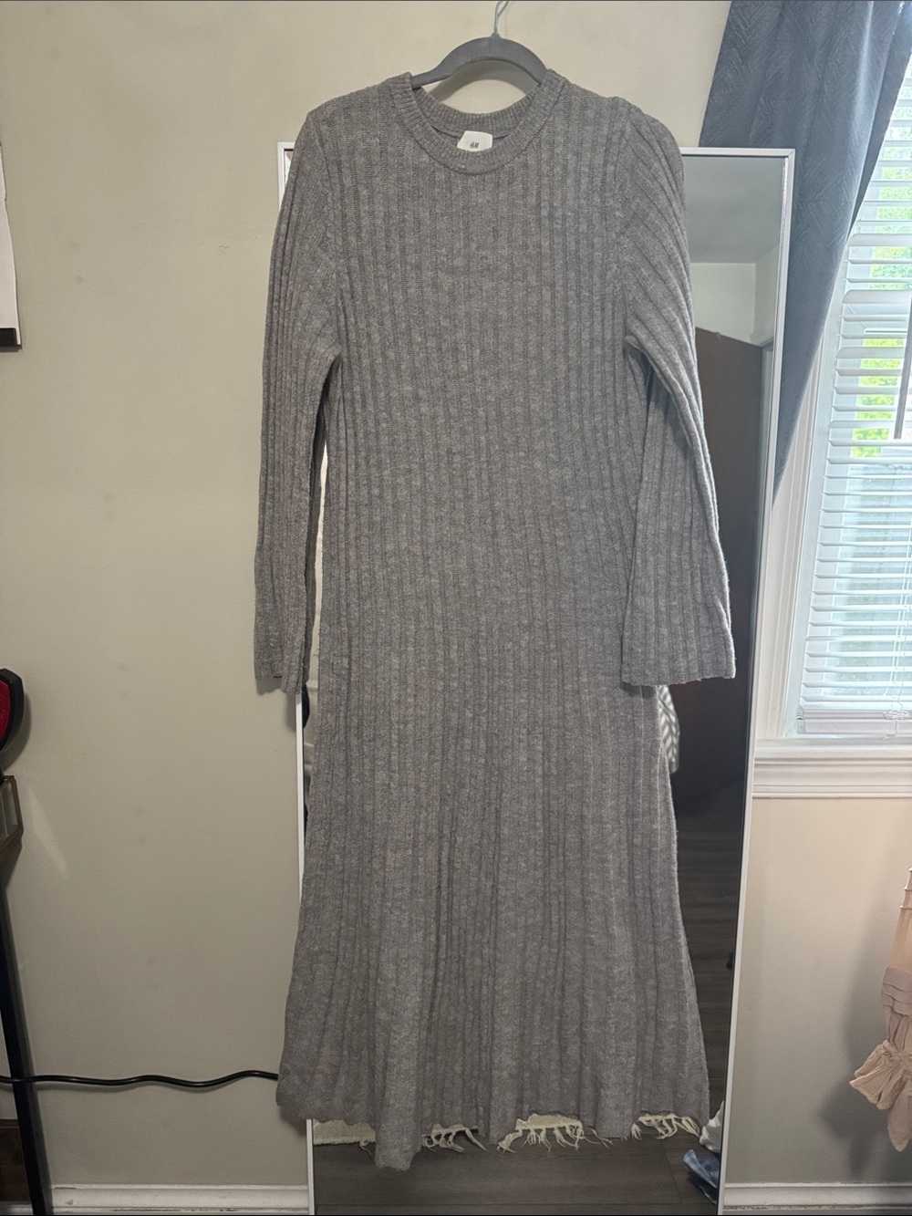 H&M Gray Ribbed Long Sleeve Knit Midi Dress